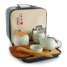 Керамический чайный сервиз светло-зеленый (чемоданчик)