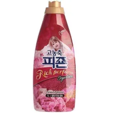 Парфюмированный кондиционер для белья Rich Perfume Signature Hi-Enriched Fabric Softener Flower Festival Bottle 1 л - Pigeon
