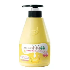 Гель для душа c ароматом бананового молока Kwailnara Banana Milk Body Cleanser 560 гр - Welcos