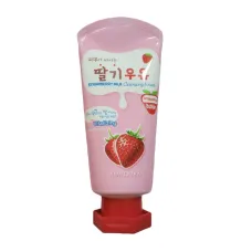 Пенка для лица с экстрактом клубники Kwailnara Strawberry Milk Cleansing Foam 120 мл - Welcos