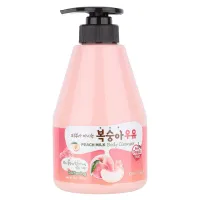 Гель для душа с ароматом персика Kwailnara Peach Milk Body Cleanser 560 гр Welcos