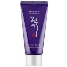 Шампунь для ослабленных волос восстанавливающий Vitalizing Shampoo 50 мл - Daeng Gi Meo Ri