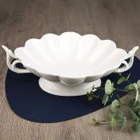 Салатник с ручками на ножке Маршмеллоу 36*24*10,5 см v=1.8 л