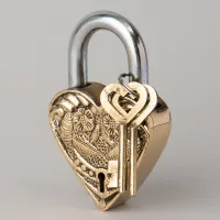 Замок декоративный с ключами 10*7 см – Lefard