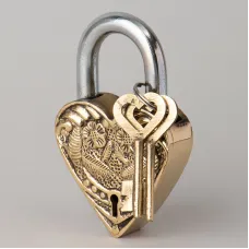Замок декоративный с ключами 10*7 см – Lefard