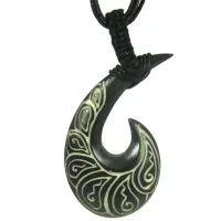 Амулет 50х23мм, кость IN0350-25