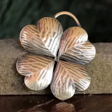 Клевер, бронза, 35*30мм (СП 029) BV07-29