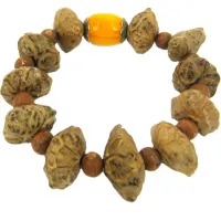 Браслет из семян V109-34