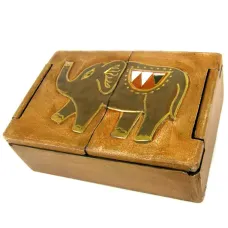Шкатулка двустворчатая Слон 18х12х6см дерево IN0275