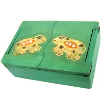 Шкатулка двустворчатая Лягушки 18х12х6см дерево IN0281