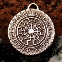 Оберег №23 Черное Солнце, бронза, Д-25мм, 25*28мм (СО2 023) BV12-23
