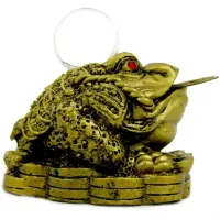 Жаба богатства с шаром фигурка 7х7х7см полистоун M096-8