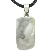 Талисман из камня Кахолонг со шнурком AK17