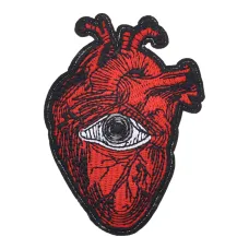 Нашивка Сердце с глазом, 8,5х6см NS090