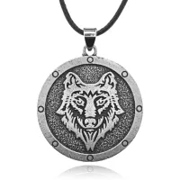 Амулет Волк на шнурке, d.3,5см AC193