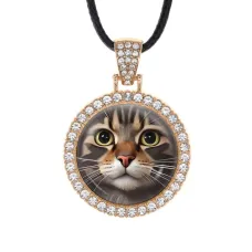 Кулон со стразами Кошка крупным планом, цвет светлое золото ALKS0152
