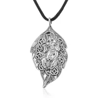 Амулет Лист, монеты и Пи Щу на шнурке, 6х3см AC217