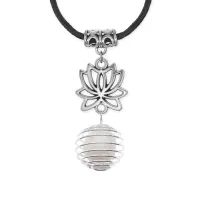 Амулет Лотос с нат.камнем Жемчуг речной MKA-4001-09