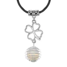 Амулет Клевер удачи с синт.камнем Лунный камень MKA-4008-07