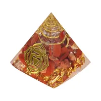 Фигурка Пирамида Муладхара с красной яшмой ST081