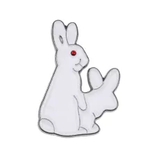 Значок Два кролика, 3х2см ZN141
