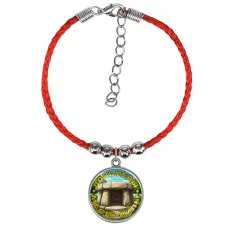 Браслет из красного шнура, Дольмены - место силы C0302047