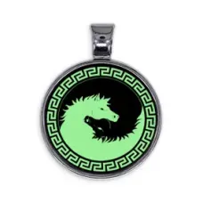 Светящийся амулет Лошади Инь-Ян ALE557