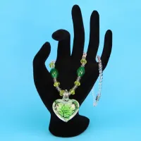 Стеклянные бусы со светящимся кулоном, цвет зеленый LGK008-1