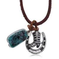 Кулон Подкова и сапог на шнурке UG251