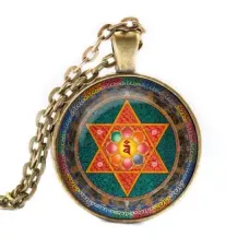 Кулон с цепочкой Ваджрайогини мандала, цвет бронз. ALK043