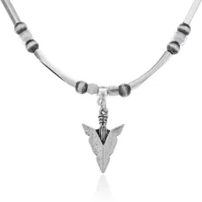 Амулет с металлическими бусами, 3х2см UA009