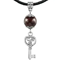 Амулет Ключ (на счастье), гранат MKA22-08