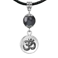 Амулет Ом (защита и духовное развитие), лабрадор MKA24-18