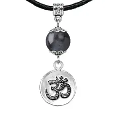 Амулет Ом (защита и духовное развитие), лабрадор MKA24-18