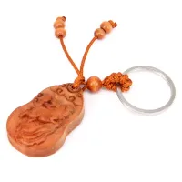 Резной деревянный брелок Год Кролика BK077-09