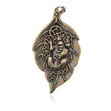 Кулон Лист и Пи Щу, 4х2см BJK232