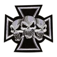 Нашивка Черепа на кресте, 85х85мм NS025