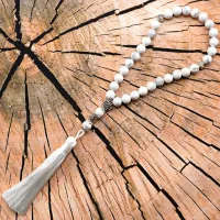 Четки из натурального камня Кахолонг 8мм христианские 25см BJCH-030-06