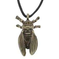 Амулет Цикада AD-AM-044