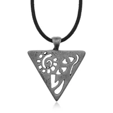 Амулет Пустыня на шнурке, 3,5х3см UA045