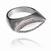 Кольцо со стразами Сваровски, размер 18 UC028-18