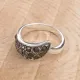 Кольцо с черными стразами, размер 18 UC094-18