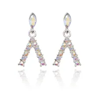 Серьги V с прозрачными стразами UD261-W