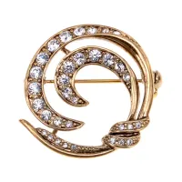 Брошь Завиток, цвет золотой со стразами UE035-G