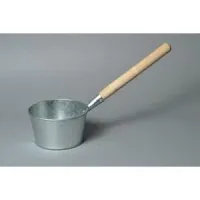 Ковш оцинкованный с деревянной ручкой - ПМИ 2 л